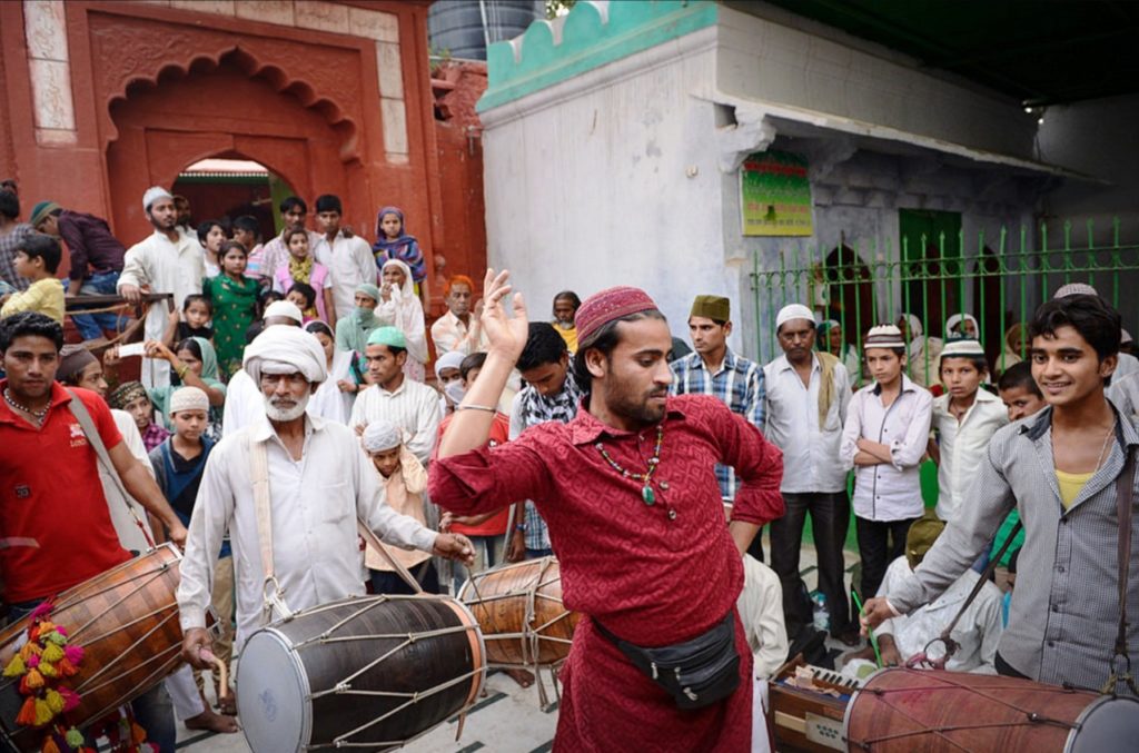 Celebration at the shrine of the Sufi saint Qutbuddin Bakhtiar Kaki in Delhi