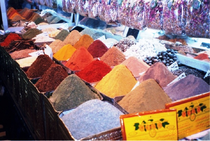 Damascus, Syria: spices for sale in the souq